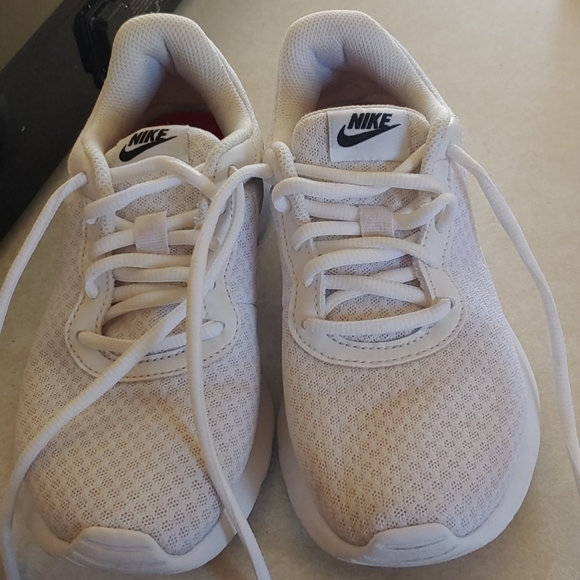 Shoes - Picture 1 of 3